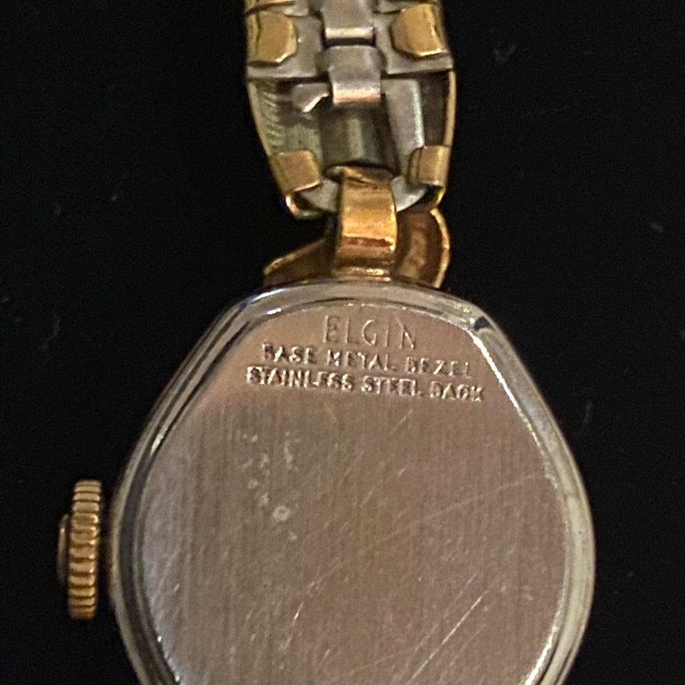 Elgin Gold Watch - Picture 6 of 8